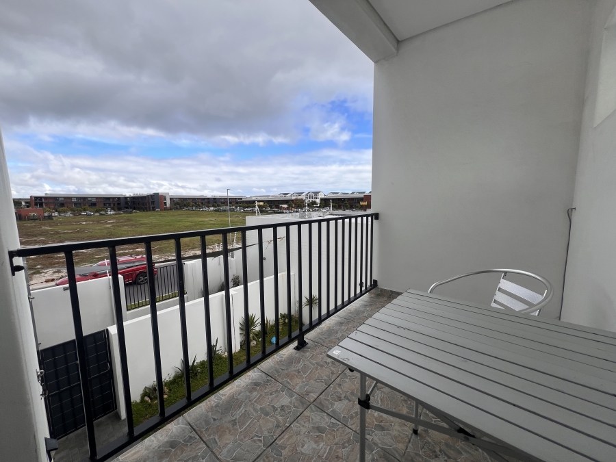 To Let 1 Bedroom Property for Rent in Sandown Estate Western Cape